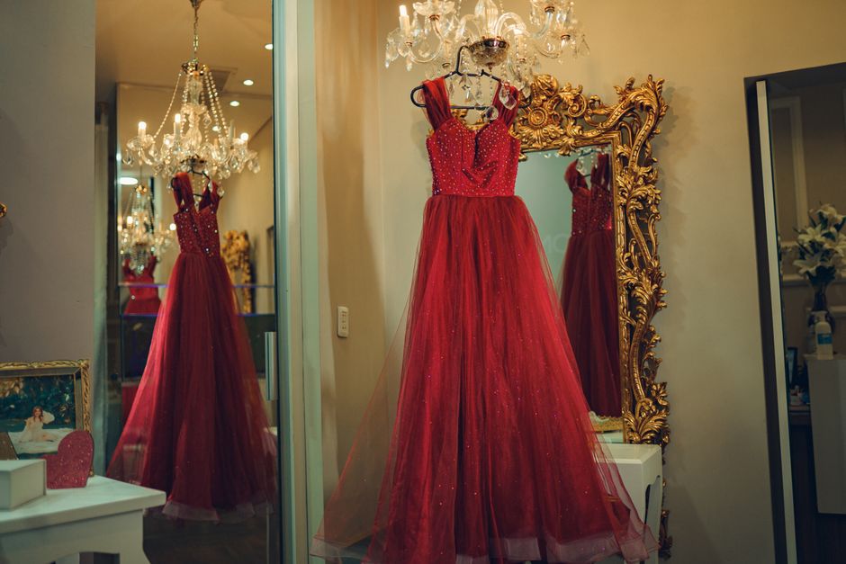 Cuidados básicos para vestidos de noche y trajes